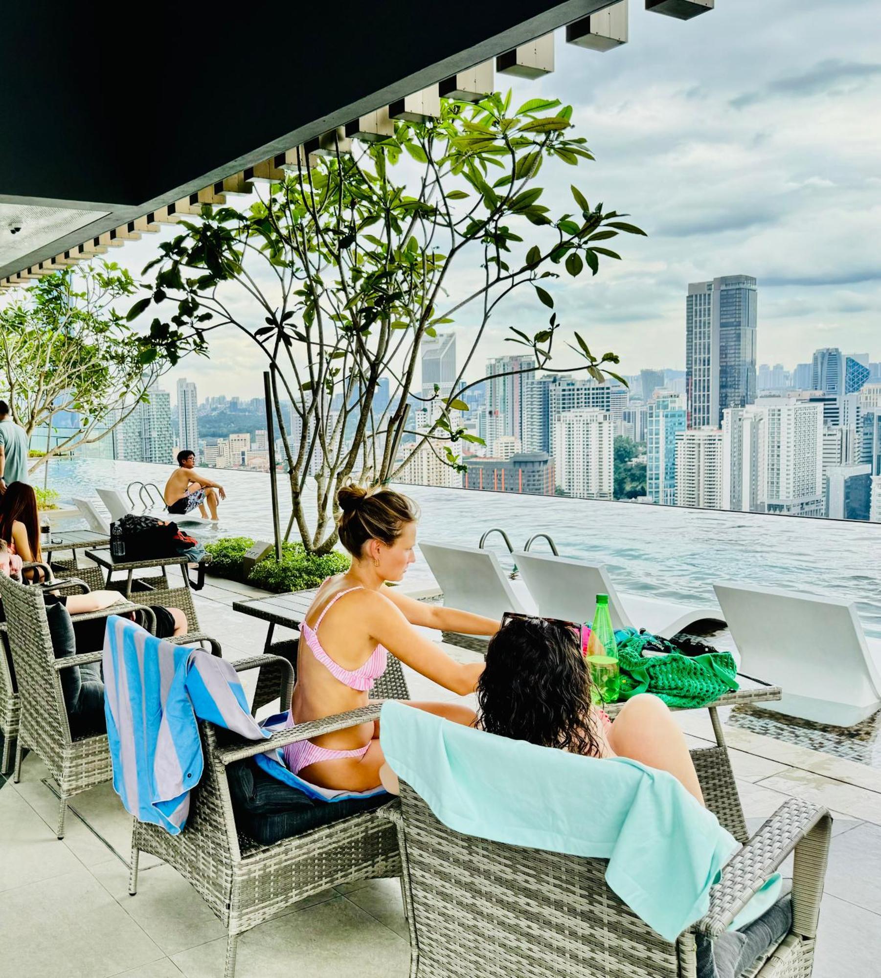 Klcc Suites At Axon By Skypool Kuala Lumpur Exterior photo