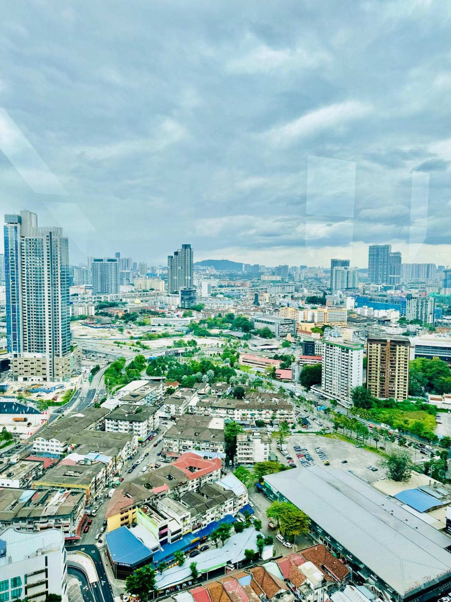 Klcc Suites At Axon By Skypool Kuala Lumpur Exterior photo